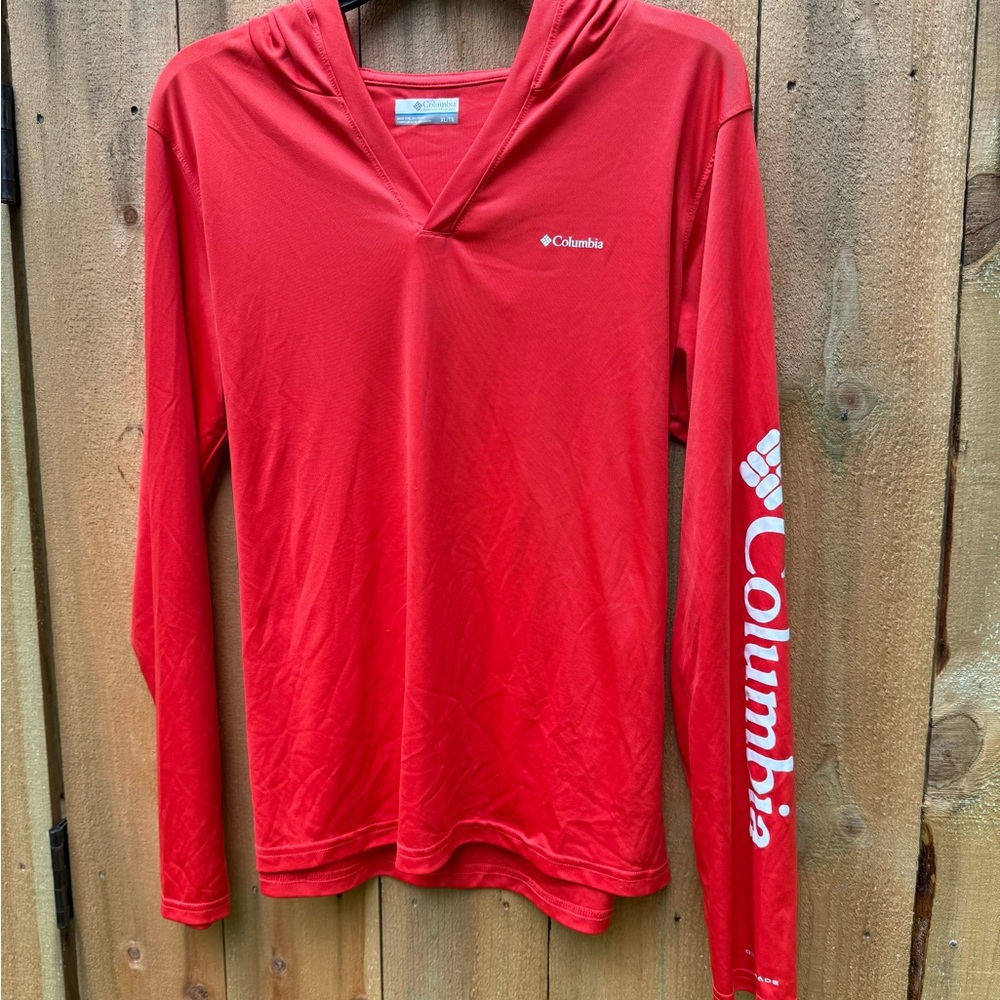 Columbia Vivid Red Omni-Shade Pullover